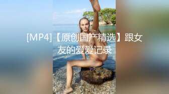 3个胖小伙高价找了个颜值很高的坐台小姐酒店开房玩4P_掰开双腿轮流操_clip