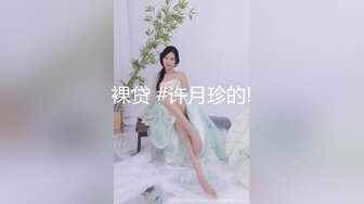 清纯美眉3P 皮肤白皙 笑顔可愛特别爱笑 被两根大鸡吧连续输出 内射 双手握着大肉棒被后入猛怼表情享受性福