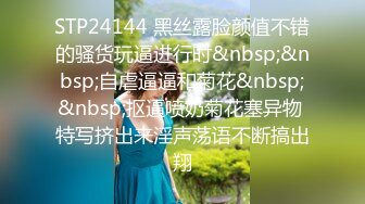 漂亮美眉后入啪啪 屁屁抬高一点 这美眉身材真不错 健康的肤色 漂亮的五官 大大的奶子 无毛鲍鱼