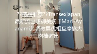 [MP4/ 451M] 女同姐妹花高颜值的小受受，全程露脸被骚姐姐吃奶舔逼，小乳夹伺候着