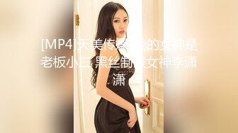 【CP经典】商场女厕全景偷拍11位年轻妹子颜值都还挺不错的（一 ） (6)