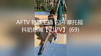 在KTV搭讪的性感小女仆不只会唱歌，更会吃肉棒