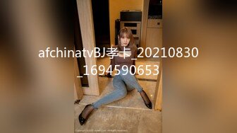 [MP4/518MB]【自制字幕】身穿黑色外套的肉嫩妹子沙发上互摸亲吻，抬腿抽插猛操