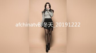 【自整理】欧美又白又瘦胸上还有肉的极品身材大长腿，掰开美鲍和菊花让你观赏！【251V】 (118)